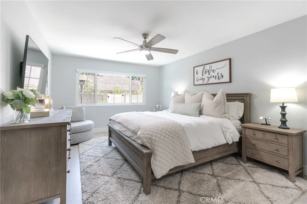 12 Juniper, Irvine, California 92612 home-pic-14